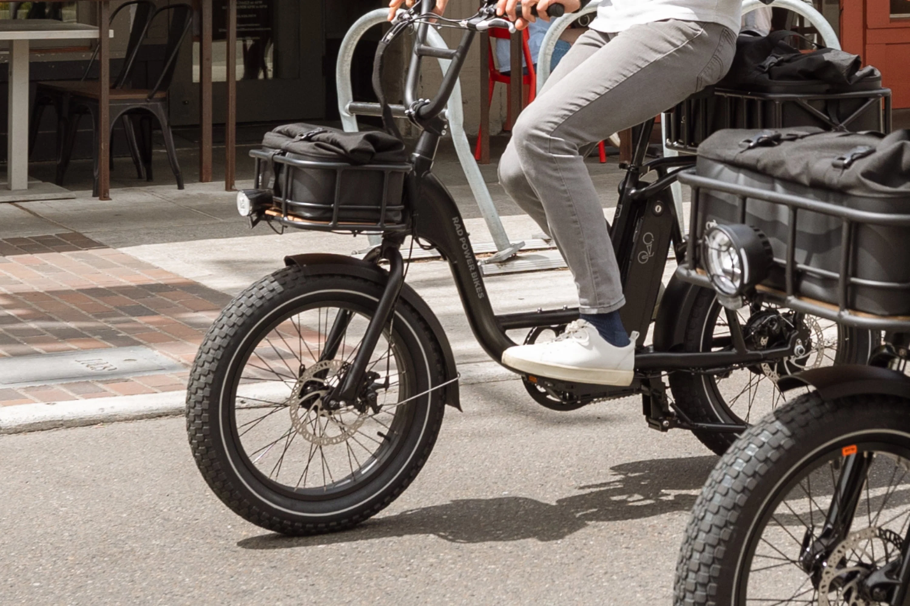 Small Front-Mounted Basket - Image 3
